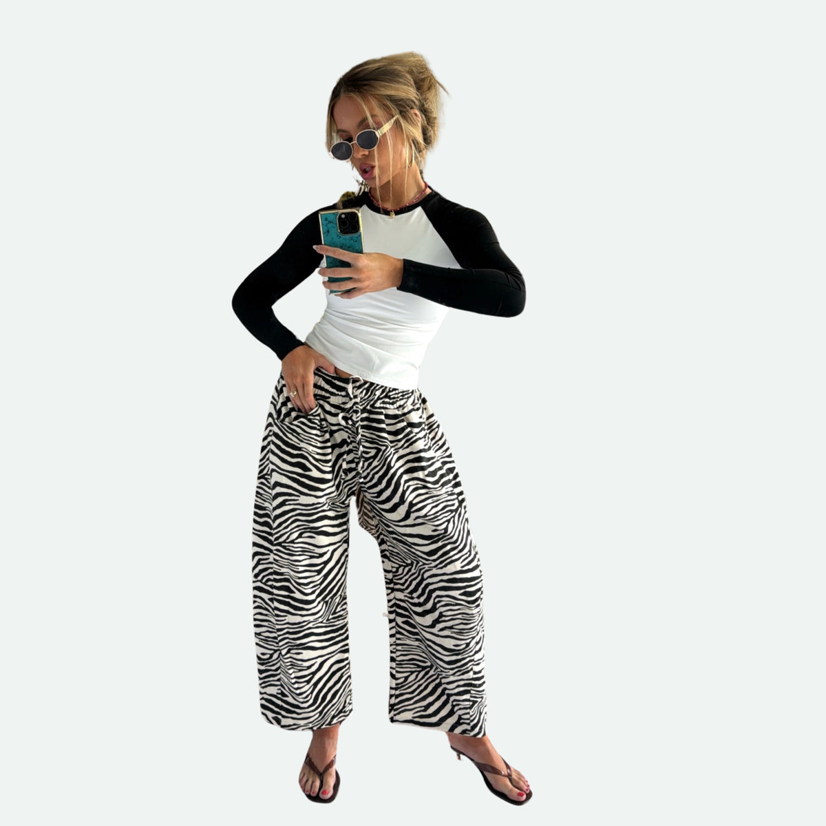 the wild card barrel sweatpants (black+tan)