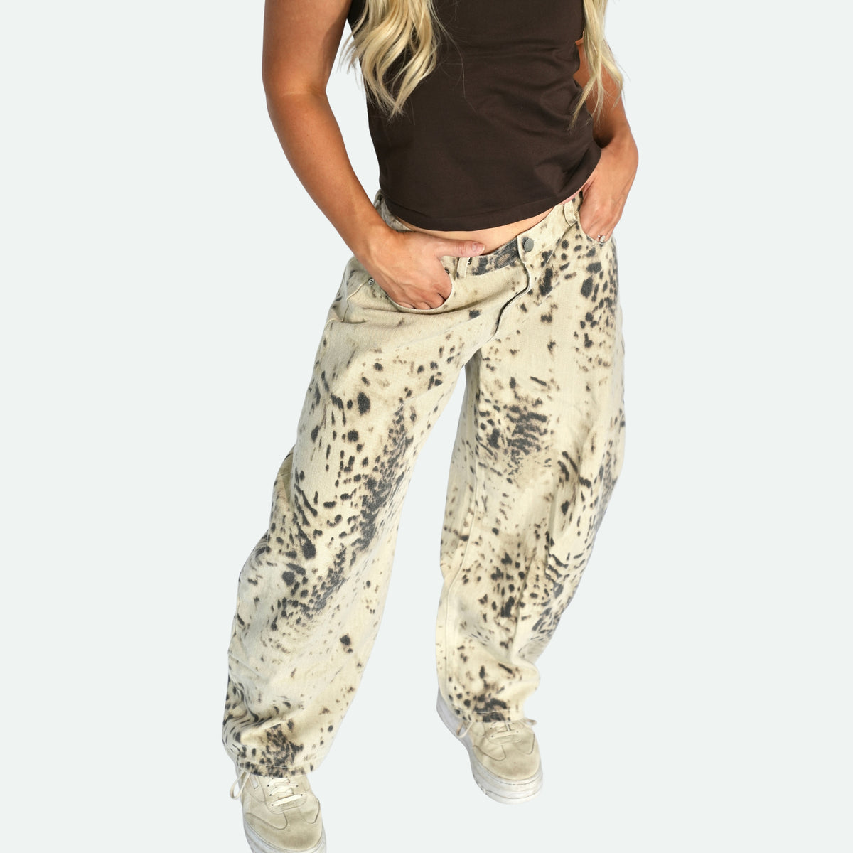 hunting wife barrel jean